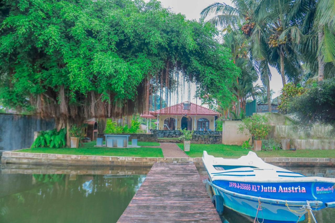 Bentota River Villa Exterior photo