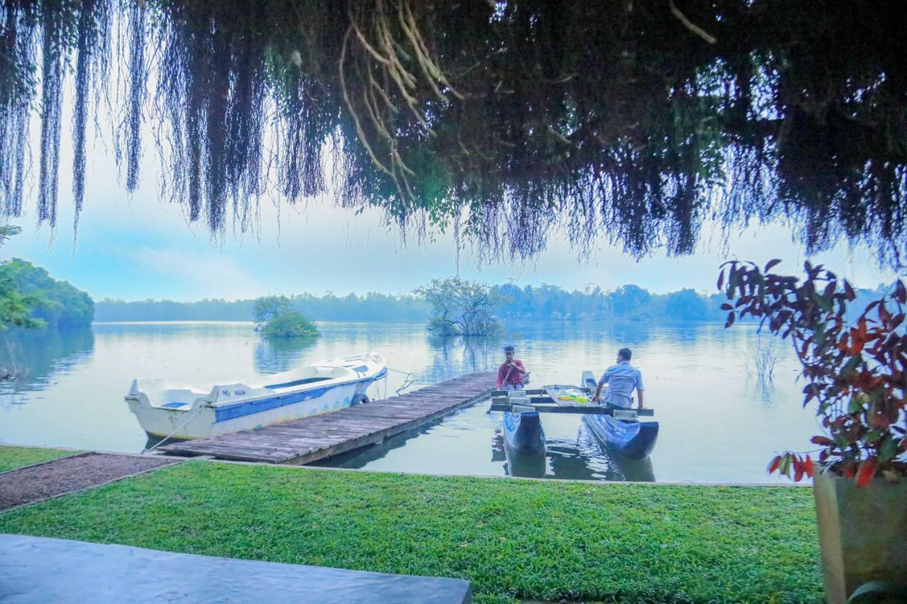 Bentota River Villa Exterior photo