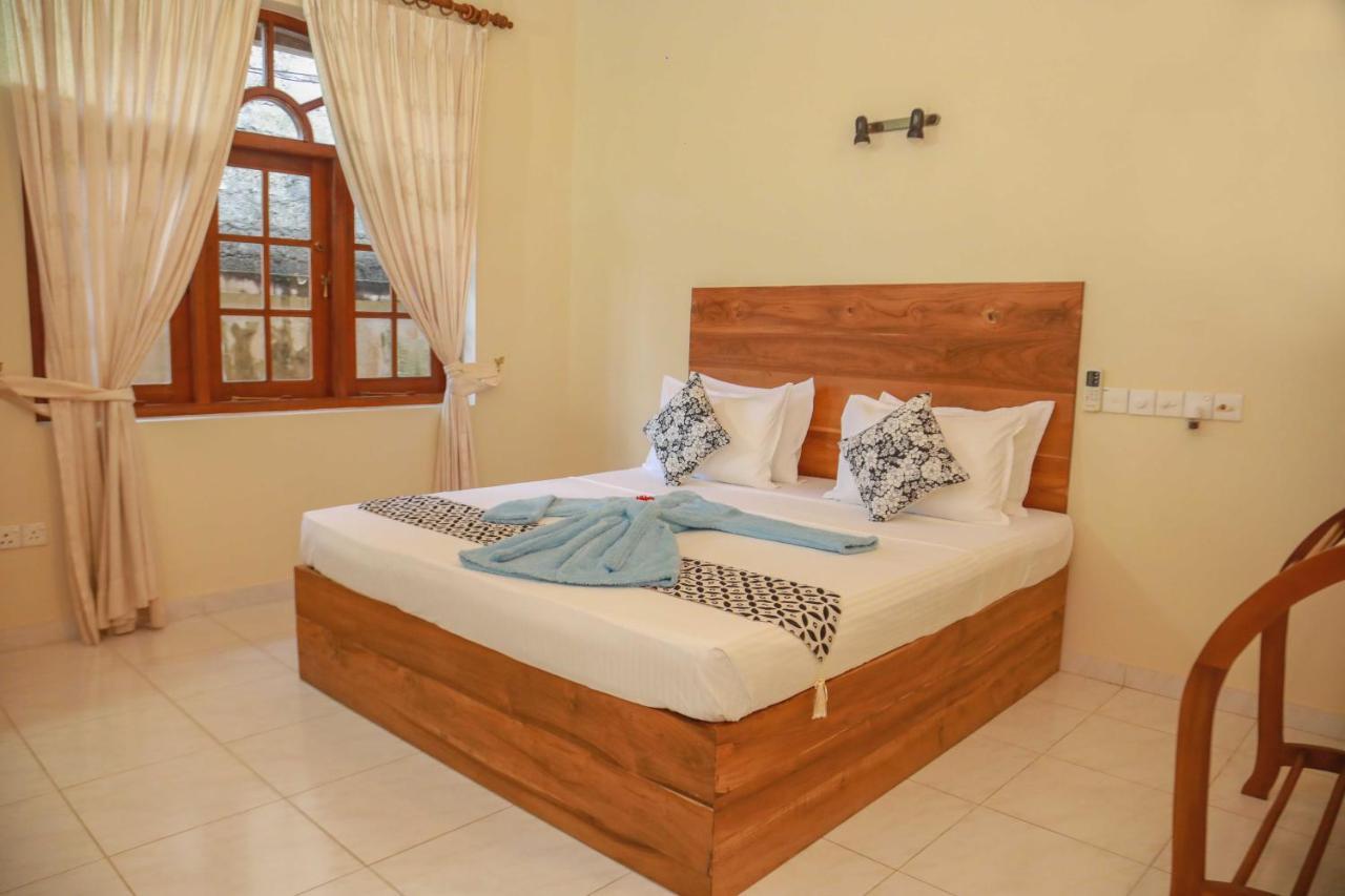 Bentota River Villa Exterior photo