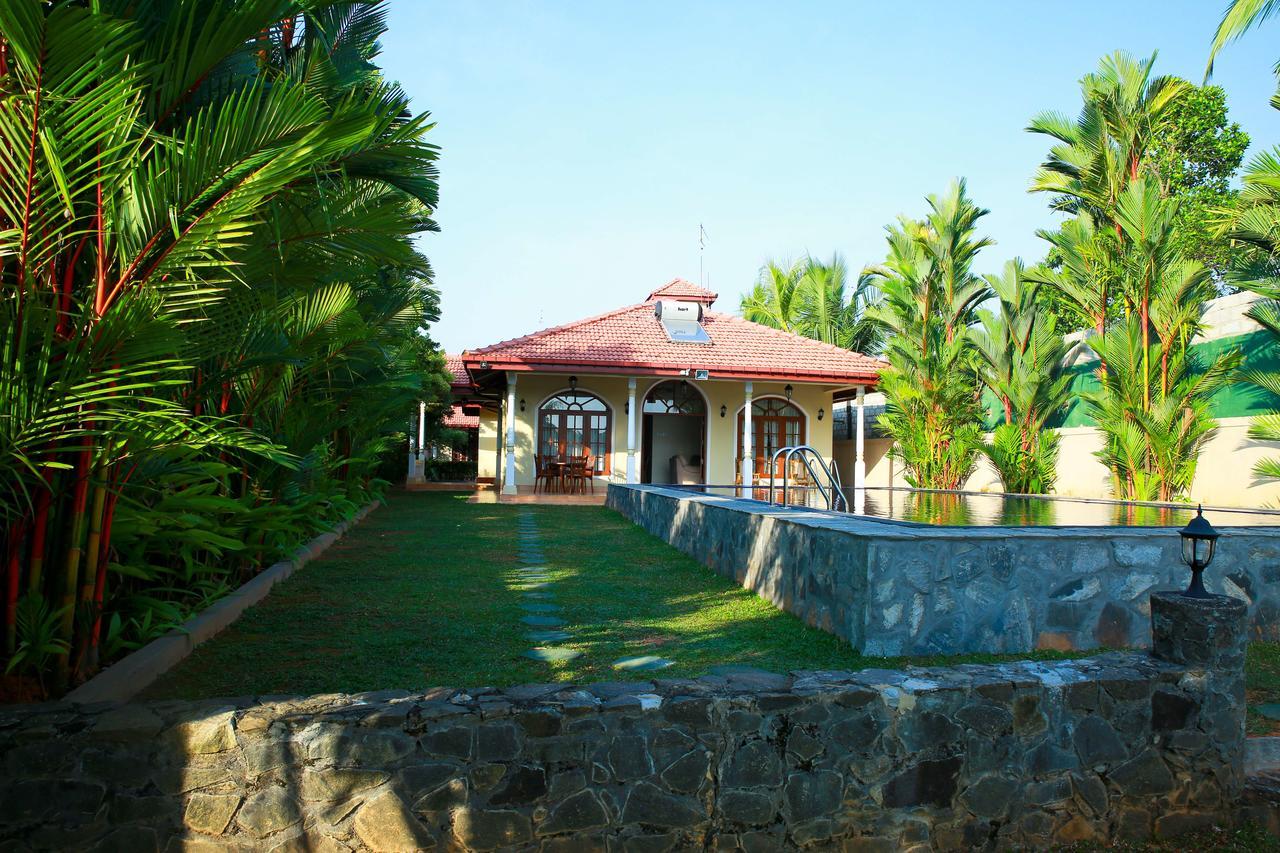 Bentota River Villa Exterior photo